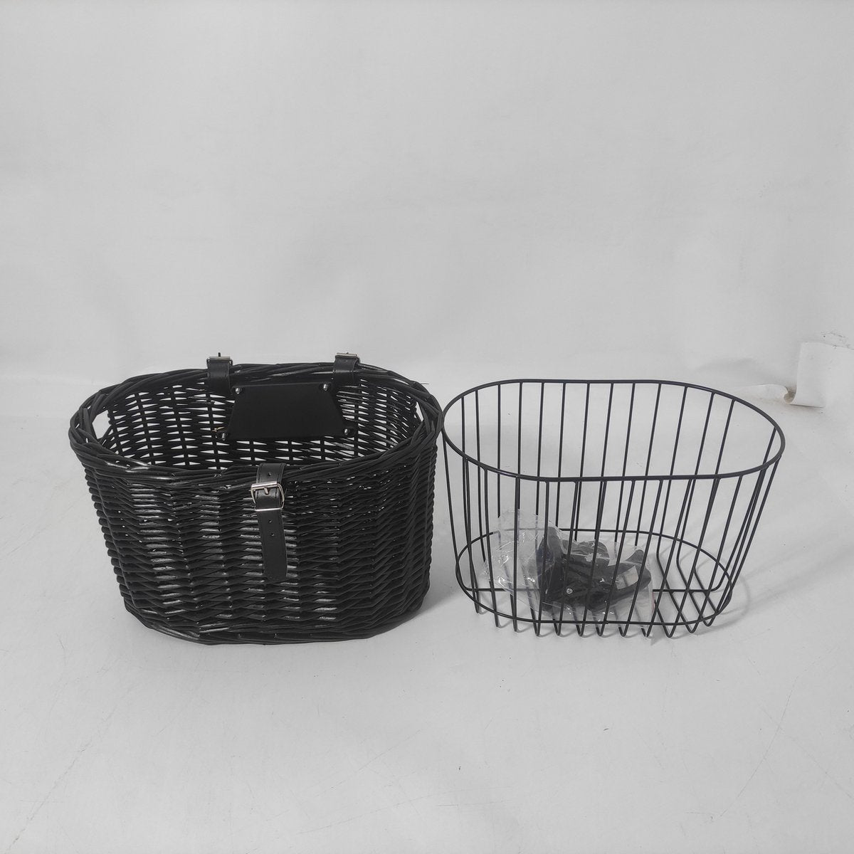 Livista Fietsmand hond - Hondenmand fiets - Vooraan fietsstuur - 46,5x37,5x40,5 cm - Zwart
