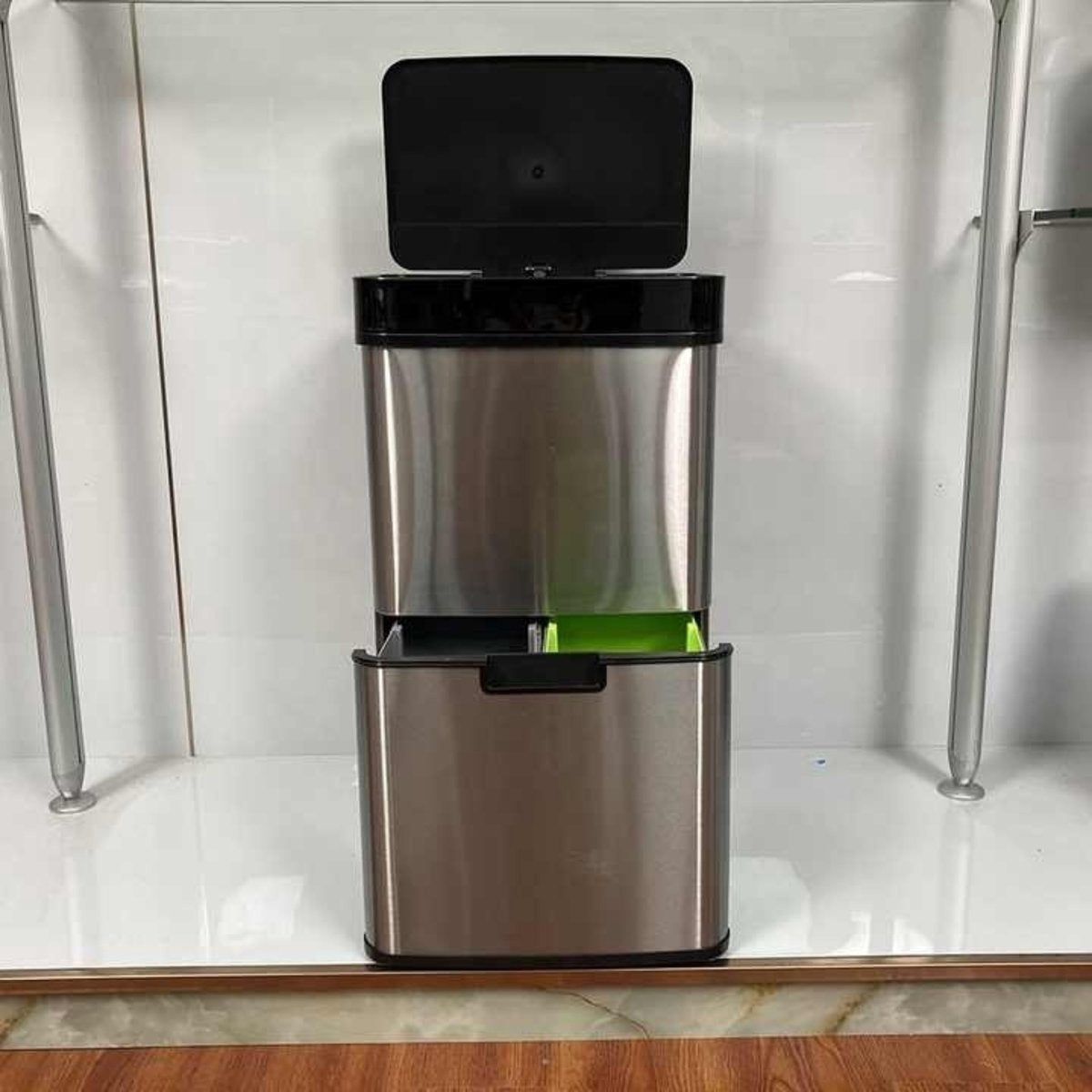 Livista Automatische Sensor Prullenbak 64 Liter – Afvalemmer keuken – Afvalbak afvalscheiding – Handsfree sensor – Vocht bestendig – Afsluitrand – RVS – Zilver
