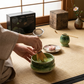 Livista Matcha Set 5-delig – Japanse Thee Set Starterkit – Met Matcha kom, klopper, Klopperhouder, lepel& zeef – Traditionele Theeceremonie – Keramiek & Bamboe – Matcha accessoires