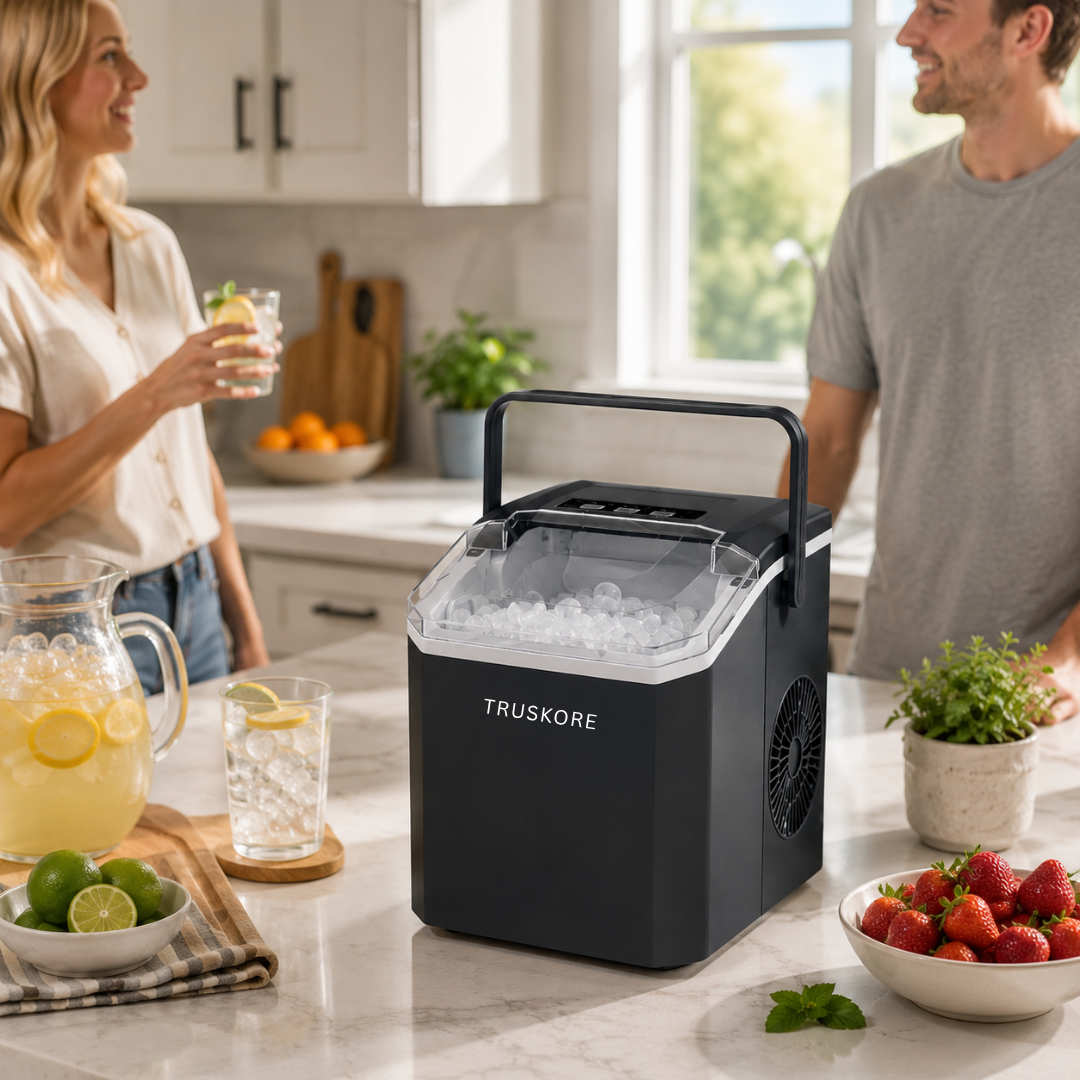Truskore IJsblokjesmachine – IJsblokjesmakers – Snel IJs in Slechts 6-8 Minuten – 1,5L Waterreservoir – 2 IJsblokjesformaten – Compact & Stil – Zwart