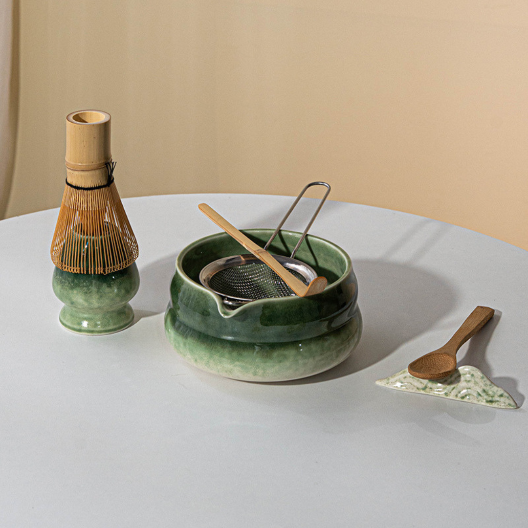 Livista Matcha Set 5-delig – Japanse Thee Set Starterkit – Met Matcha kom, klopper, Klopperhouder, lepel& zeef – Traditionele Theeceremonie – Keramiek & Bamboe – Matcha accessoires